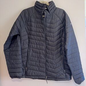 Columbia Omni-heat black jacket size XL NWOT, 2 pockets outside with zippers